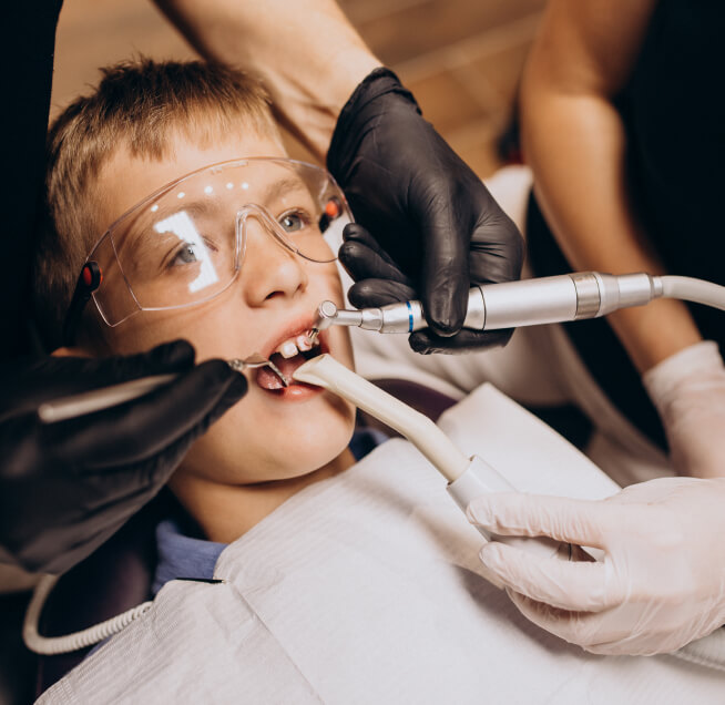 little-boy-patient-dentist